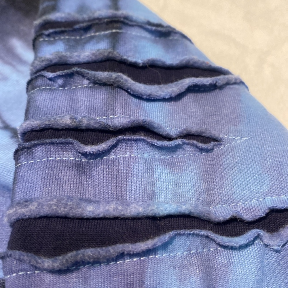 Jewel house, tie-dye hoodie, size extra large. NWOT!​ - Picture 3 of 5